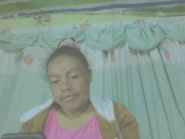 LorahXVane webcam