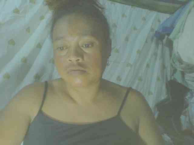 LorahXVane webcam