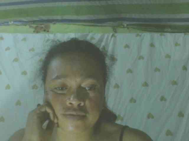 LorahXVane webcam