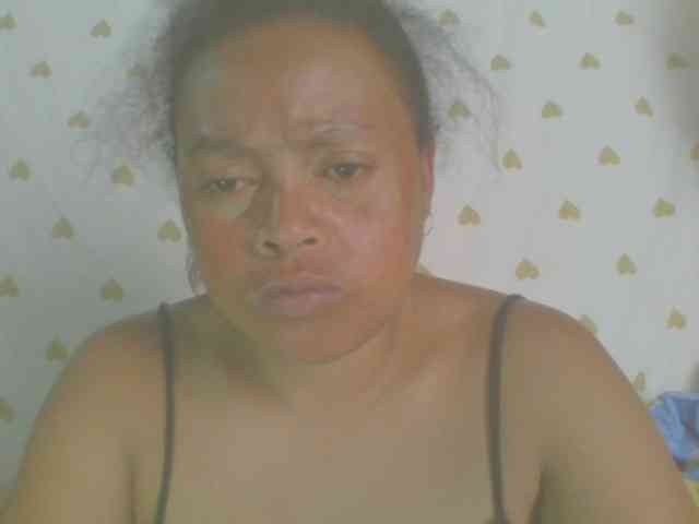 LorahXVane webcam