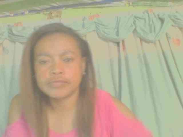 LorahXVane webcam