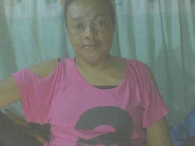 LorahXVane webcam