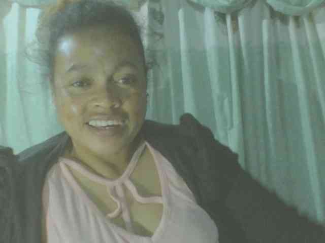 LorahXVane webcam