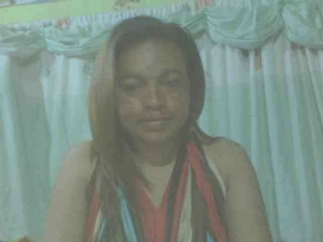 LorahXVane webcam
