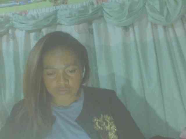LorahXVane webcam