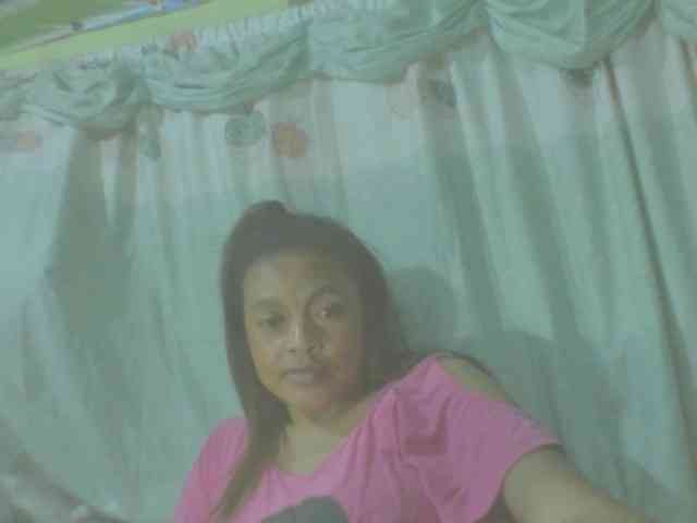 LorahXVane webcam