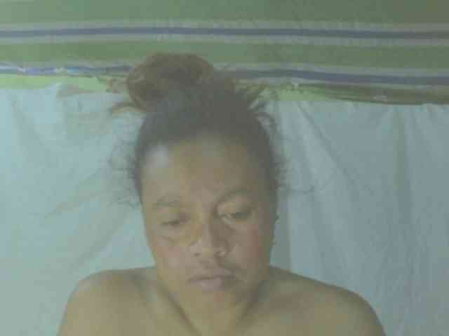 LorahXVane webcam
