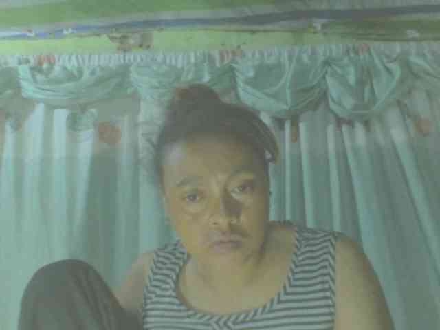 LorahXVane webcam