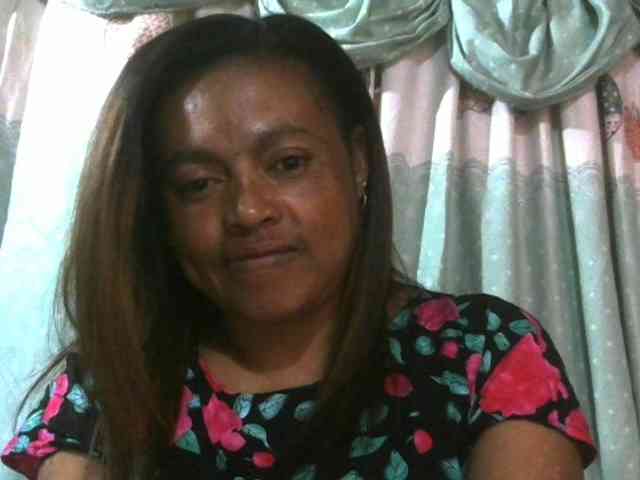 LorahXVane webcam