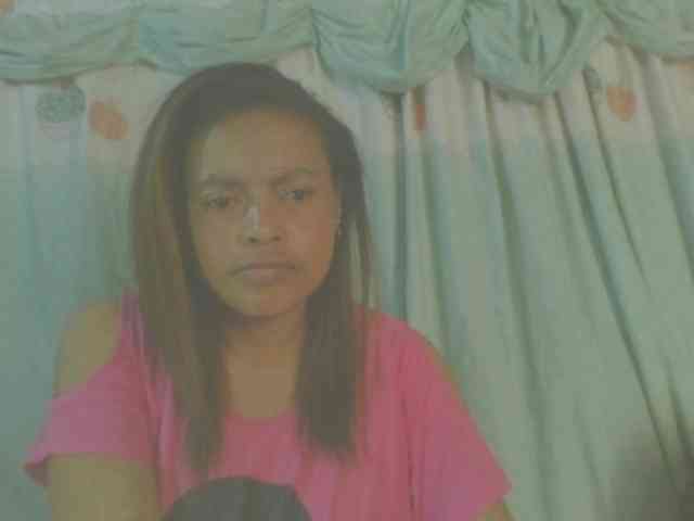 LorahXVane webcam
