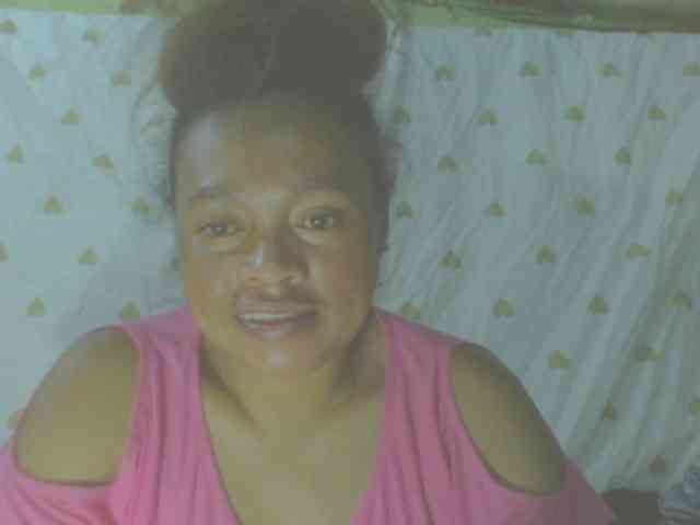 LorahXVane webcam