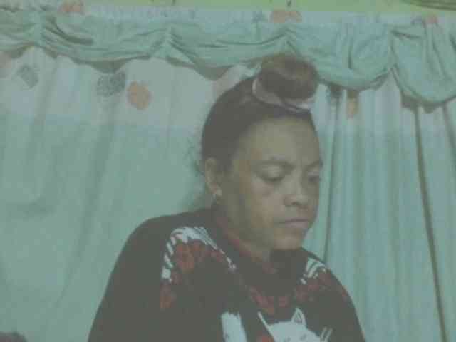 LorahXVane webcam