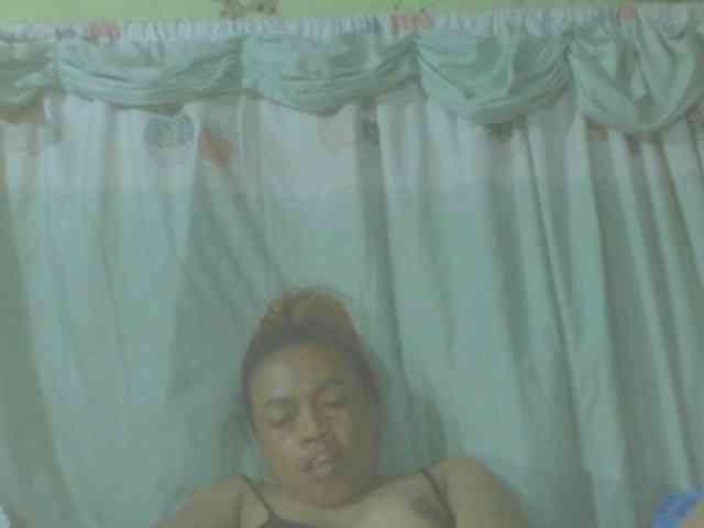 LorahXVane webcam