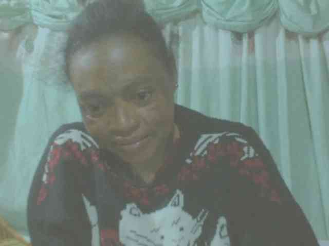 LorahXVane webcam