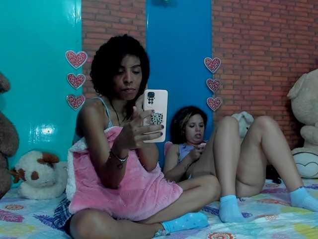 cumloves's BongaCams show and profile