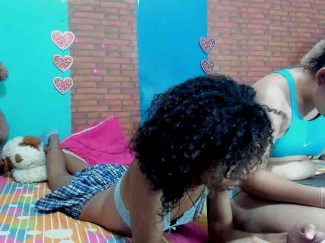 cumloves Live Webcam on BongaCams