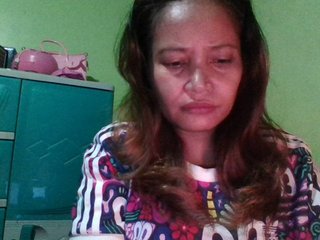 emmannuele Porn Show