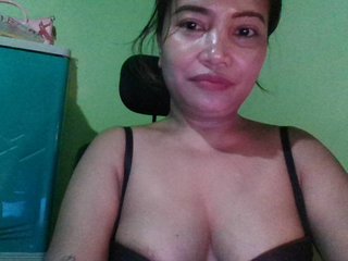 emmannuele Porn Show