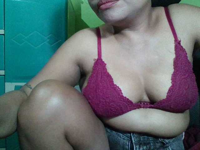 myoneandonly's BongaCams show and profile