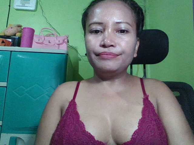 myoneandonly's BongaCams show and profile