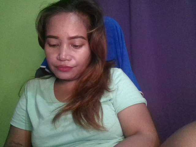 emmannuele webcam bongacams model stream image