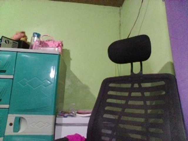 myoneandonly live cam profile