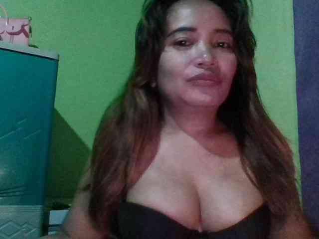 myoneandonly Live Webcam on BongaCams