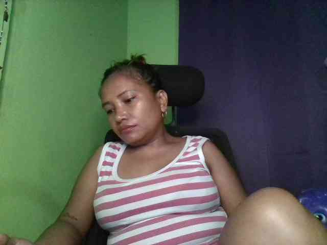 missjoyce webcam