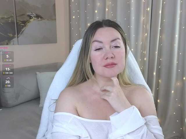 AmieHerry Live Cam on BongaCams