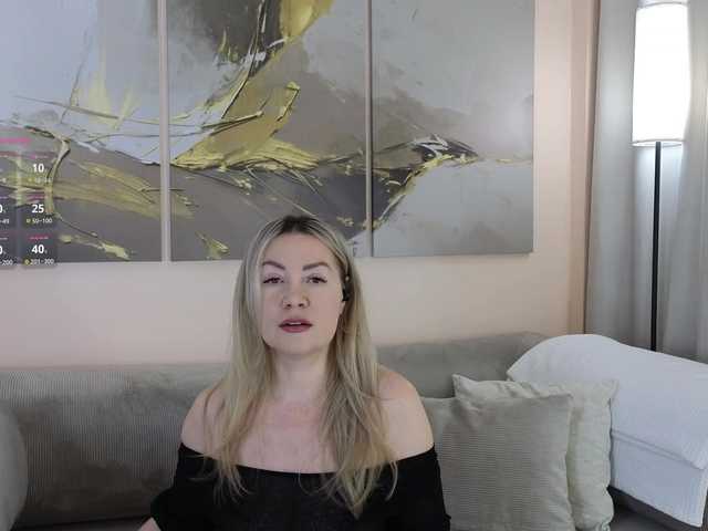 AmieHerry's BongaCams show and profile
