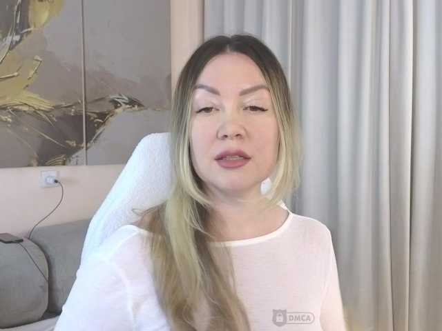 AmieHerry's BongaCams show and profile