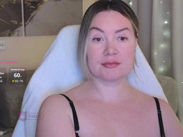 Elya_ webcam