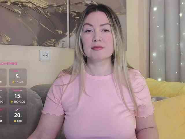 Elya_ webcam
