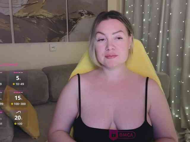 Elya_ webcam