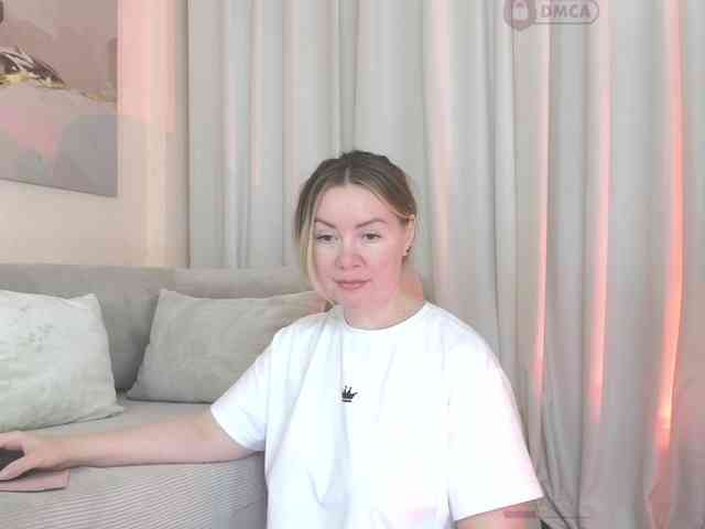 Elya_ webcam