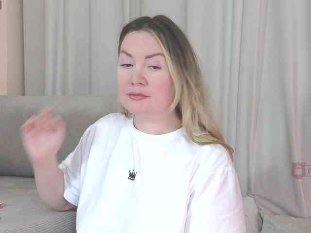 Elya_ webcam