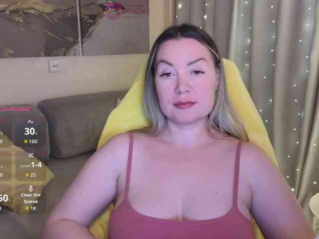Elya_ webcam