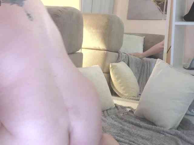 Elya_ webcam