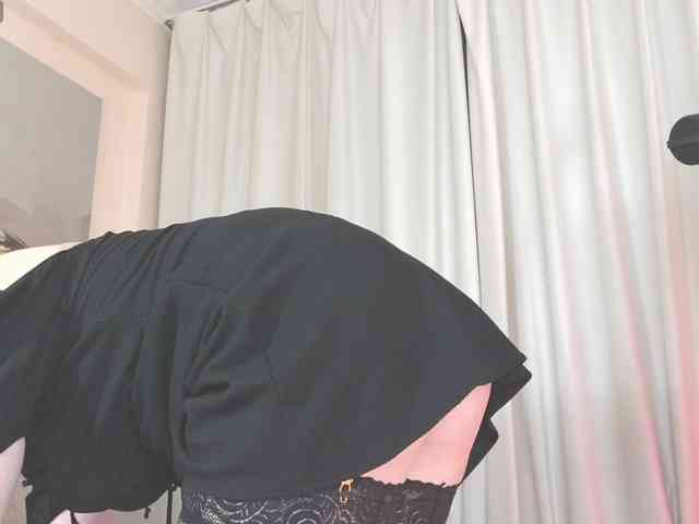 Elya_ webcam