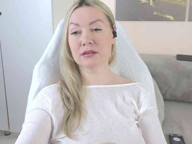 SoftTemptation webcam