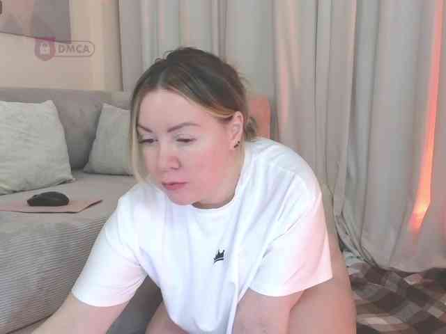 Elya_ webcam