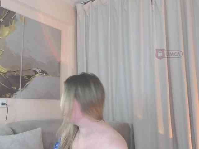 Elya_ webcam