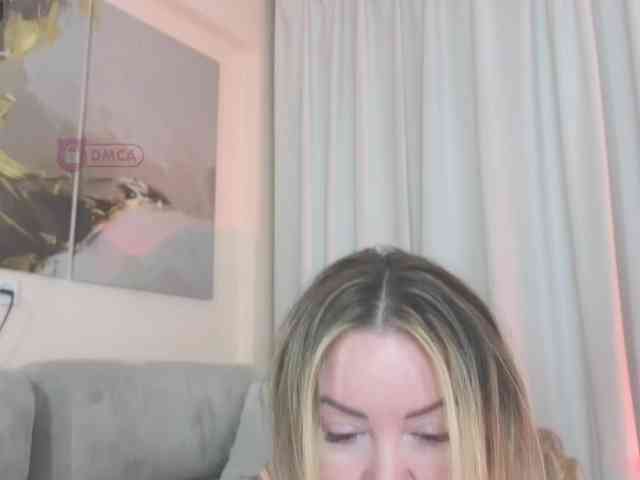 Elya_ webcam