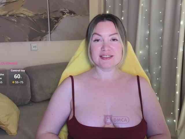 Elya_ webcam