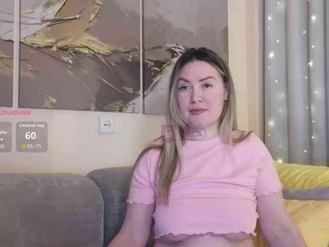 Elya_ webcam