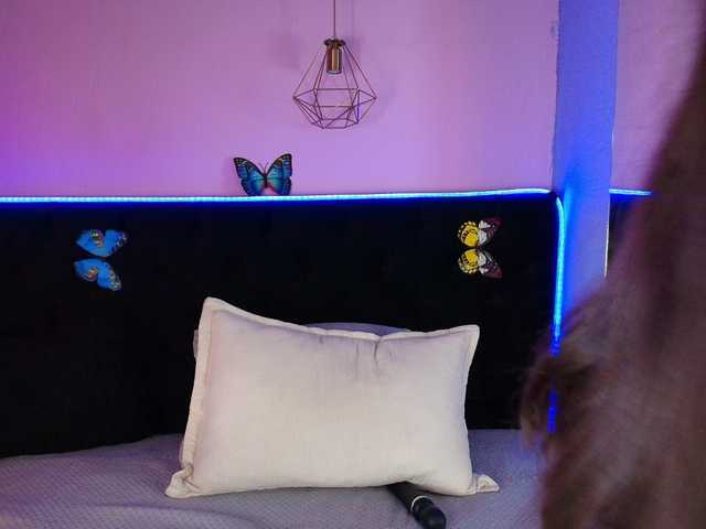 katnisslovee's BongaCams show and profile