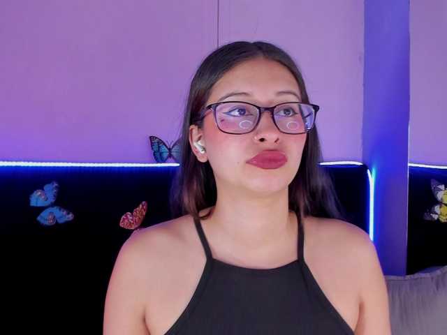 katnisslovee's BongaCams show and profile