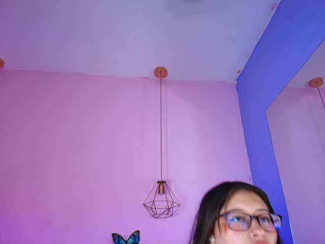 katnisslovee's BongaCams show and profile