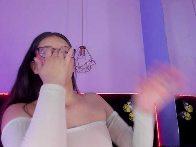 katnisslovee's BongaCams show and profile