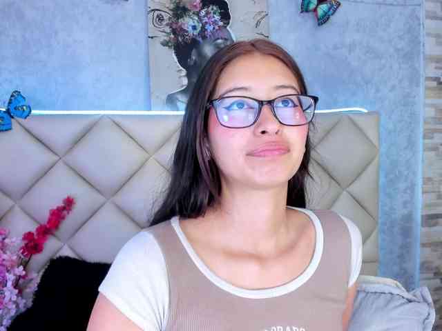 Модель: katnisslovee